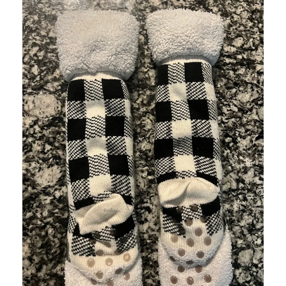 Panda Bear Buffalo Plaid Sherpa Lined Non-Slip Slipper Socks Black White
